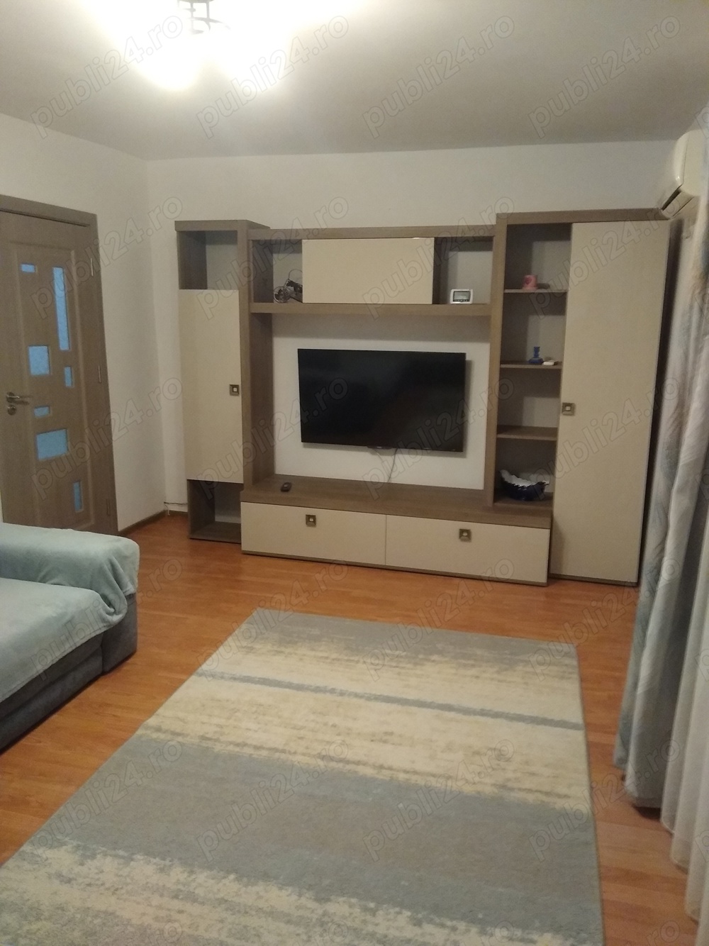 închiriez apartament Olimp