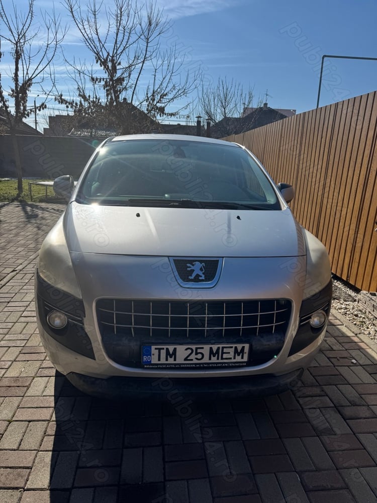 Vând peugeout 3008 din anul 2010 (suv)