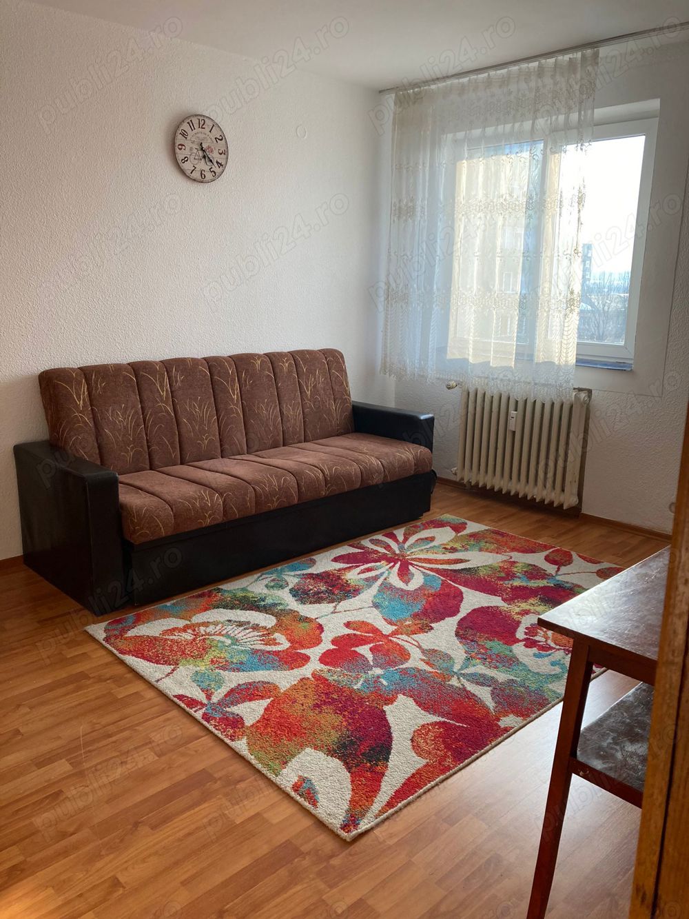 Vand apartament 2 camere semidecomandat in spatele Colegiului Petru Rareș Suceava