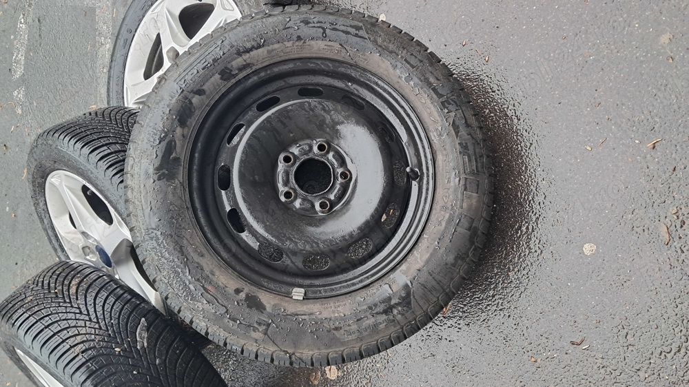 Rezerva Ford nouă 195-65r15