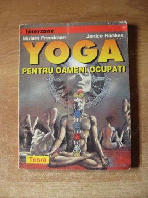 Lot 12 carti YOGA ( 11 titluri )
