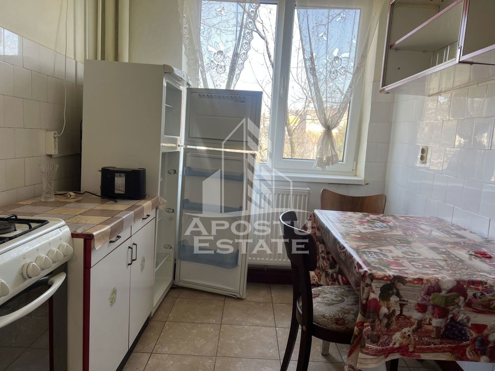 Apartament cu 2 camere, centrala proprie, zona Fabric