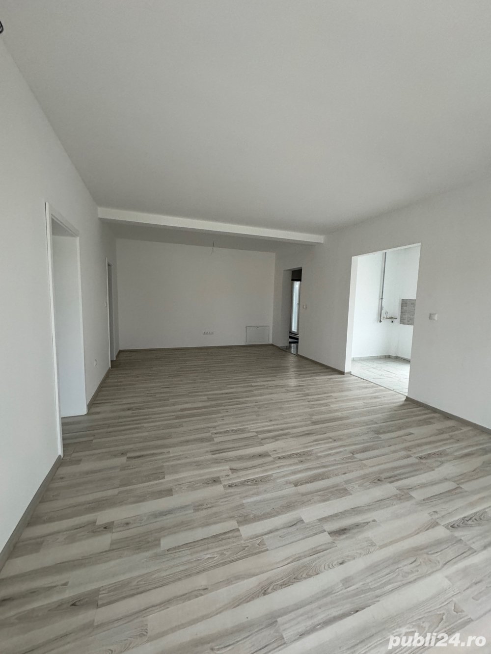 Vand Apartament 2 camere 68mp