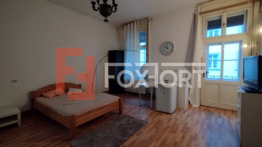 Apartament 2 camere 93 mp totali - terasa si balcon, zona Piata Victoriei