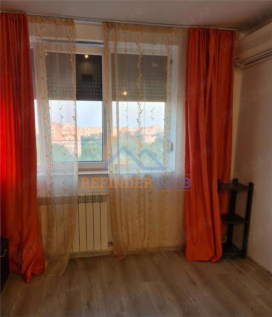 Vanzare apartament 3 camere Drumul Taberei - Parc Moghiros