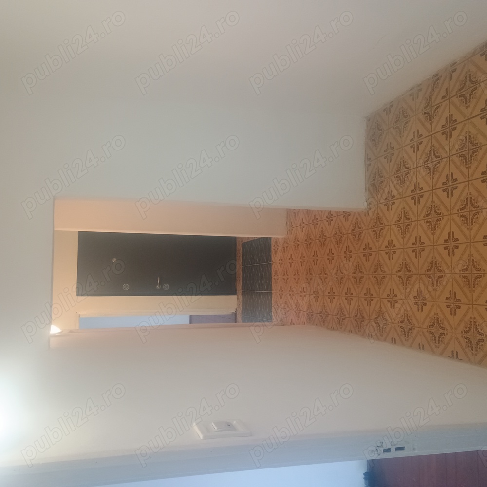 Vând apartament cu 3 camere