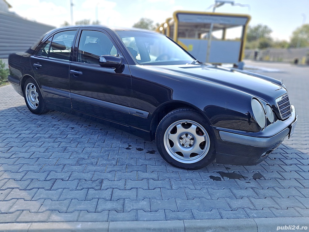 Vând Mercedes Benz E220 CDI W210.