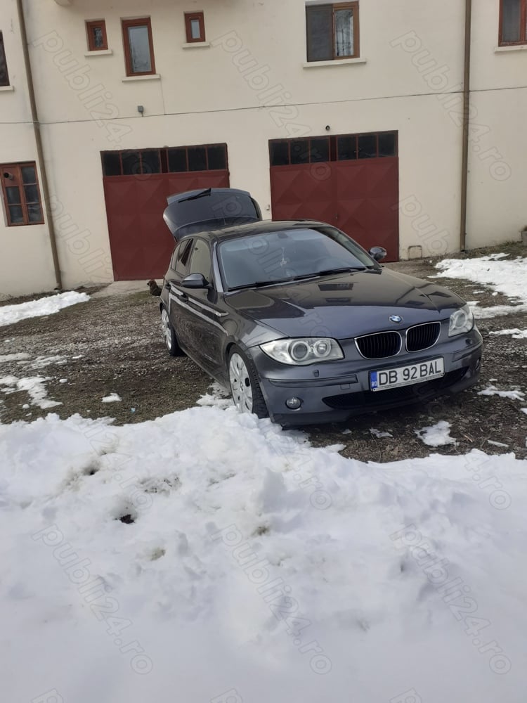 Proprietar vind BMW seria1, 2006 mașină personală, sau schimb cu auto benzină gaz mai nou. ,km reali