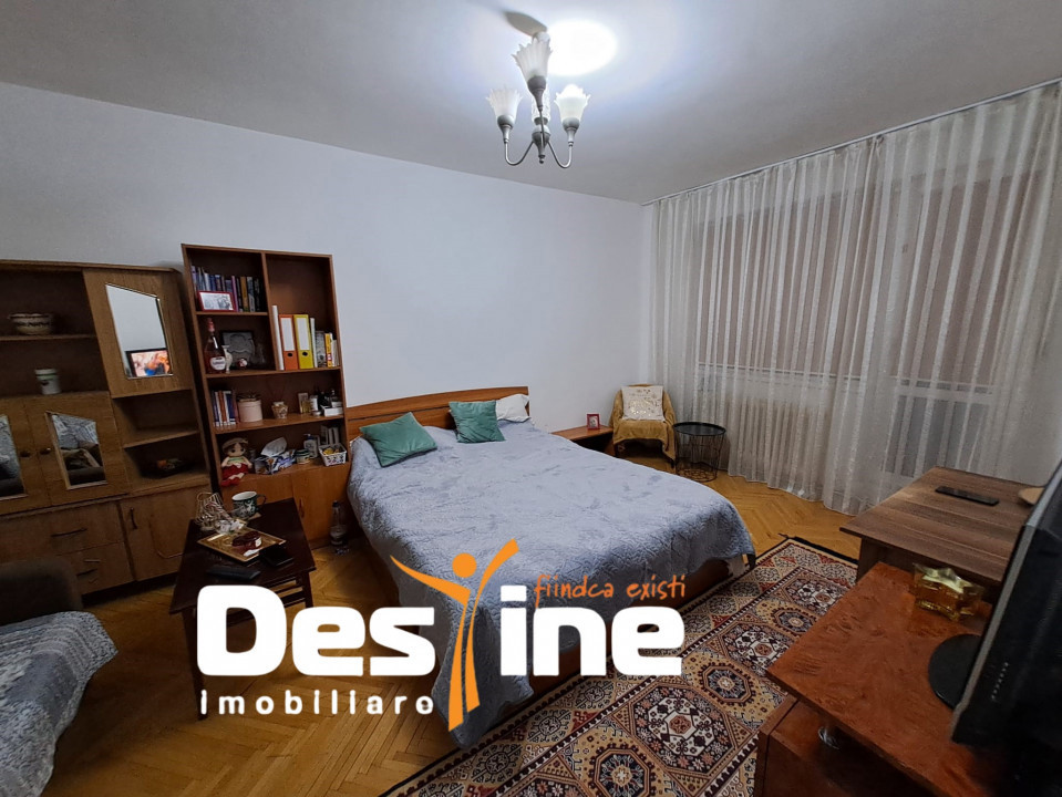 Alexandru cel Bun, apartament 2 camere, decomandat , 55.2 mp 