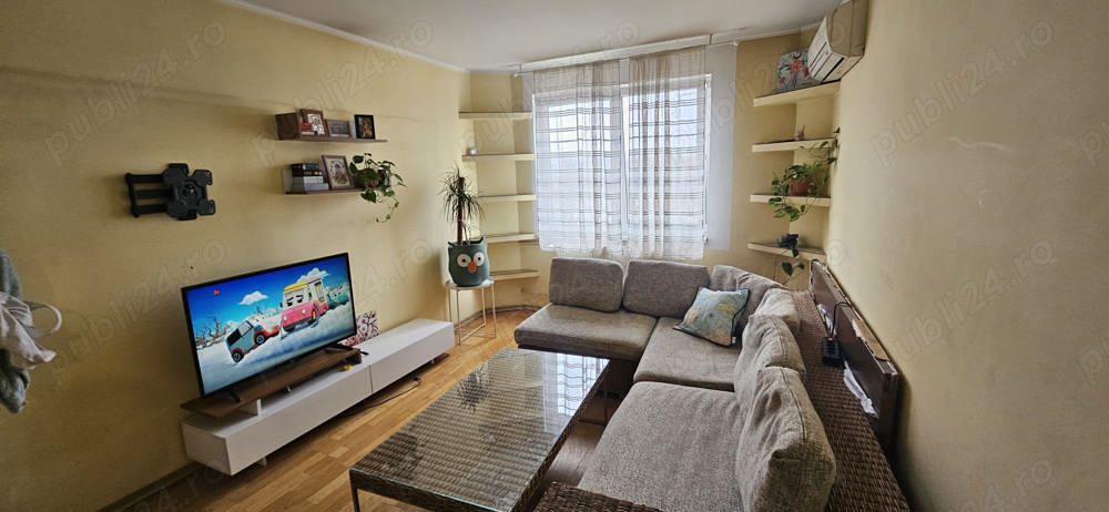 Apartament 3 camere decomandat Metrou Piata Sudului