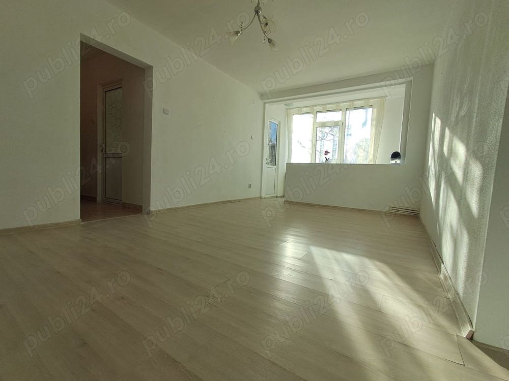 Vand apartament 2 camere Tiglina 2 Galati