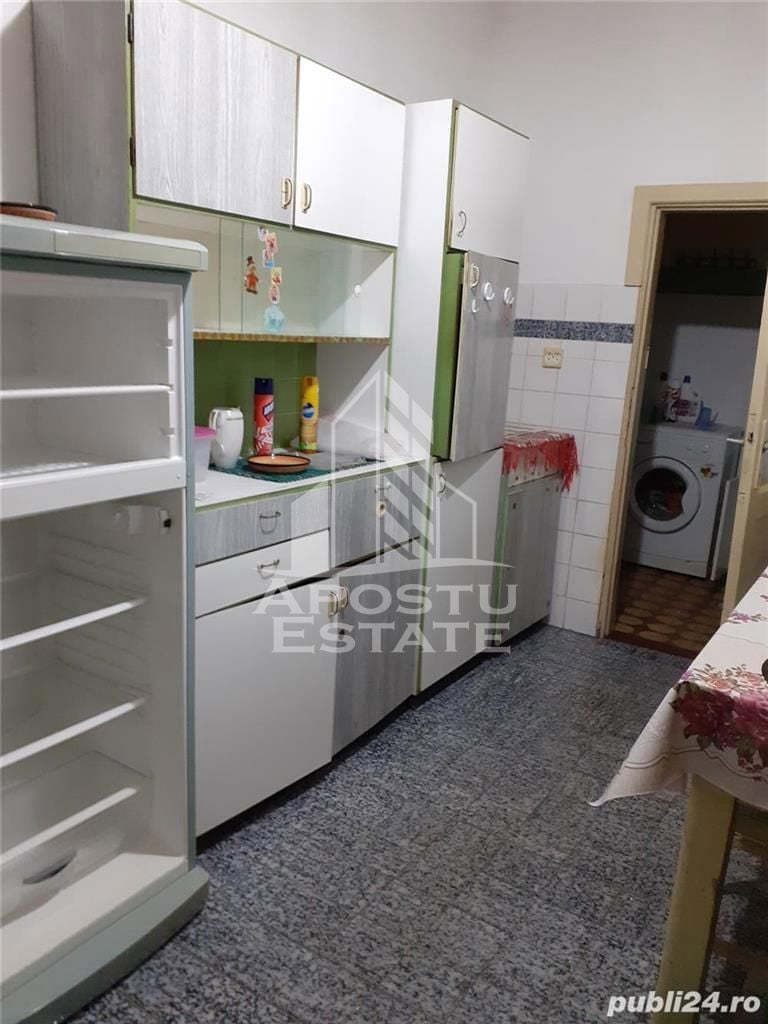 Apartament 2 camere decomandat Lunei- Printul Turcesc