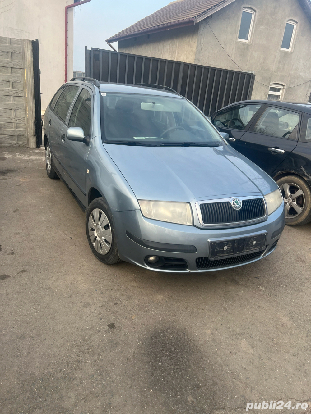 dezmembrez skoda fabia 1.4 benzina motor cutie alternator electromotor bara capota faruri trager 