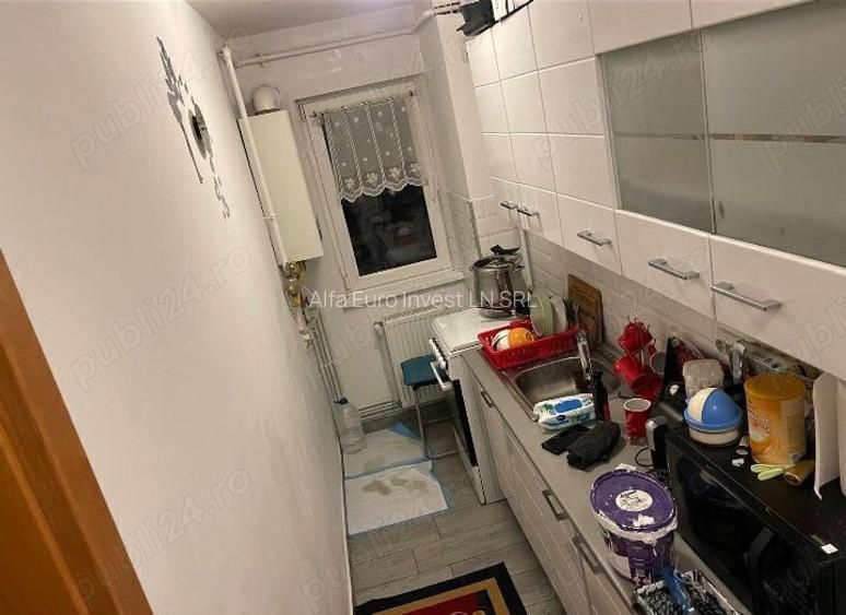 Închiriez apartament 