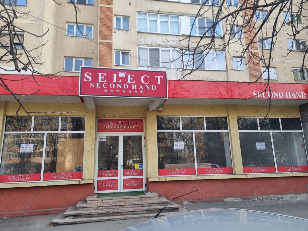 Închiriez spațiu comercial Bd Decebal nr 4