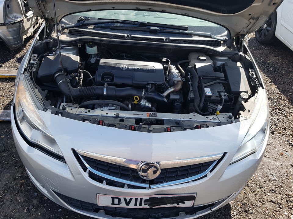 Fata completa/Dezmembrez Opel Astra j Interior semipiele
