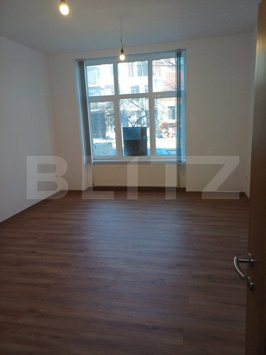 Apartament 6 camere, 160 mp, zona Iosefin