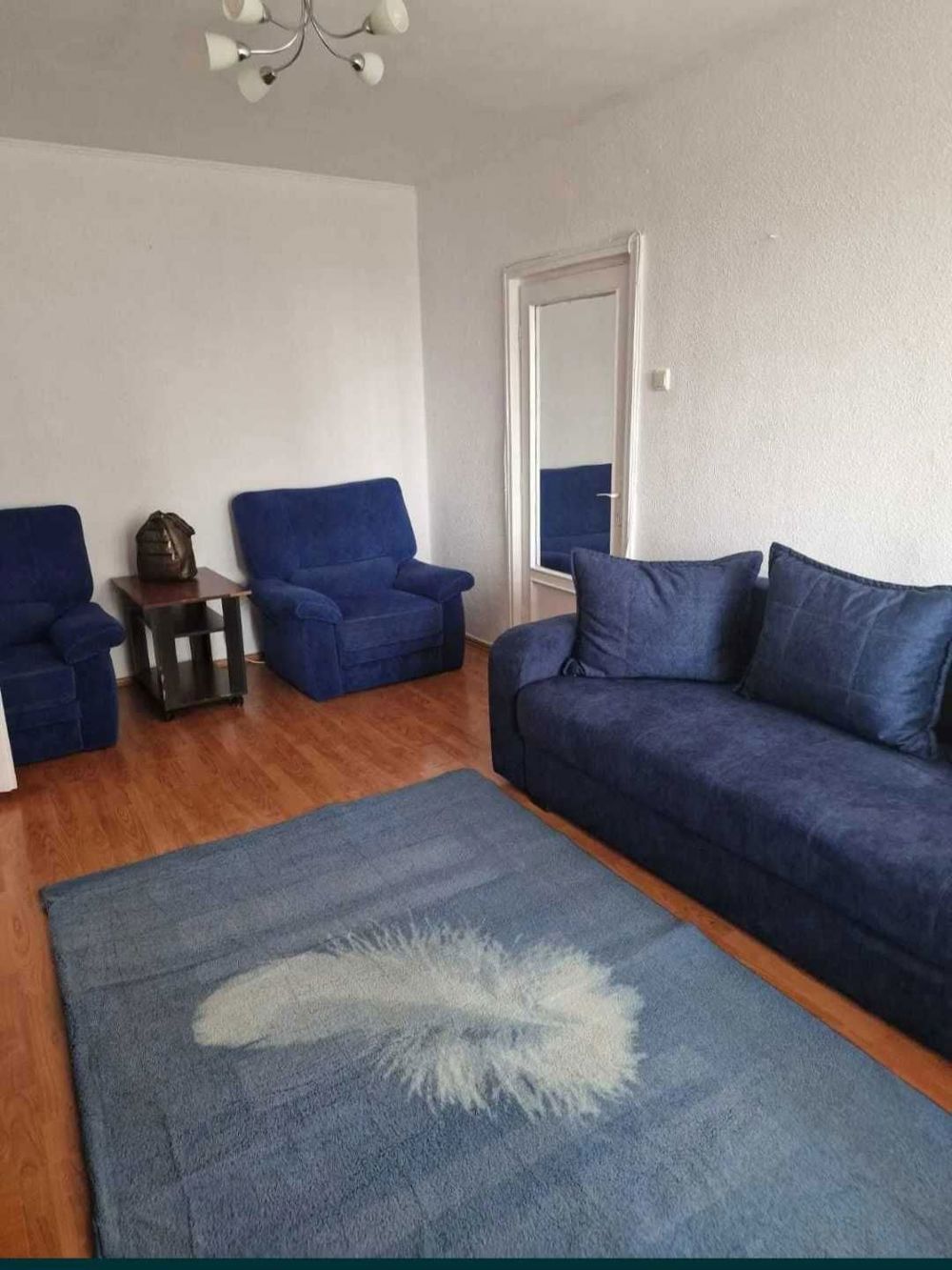 Ag BRASADAS închiriază apt. 2 cam etaj 7/8 zona BASARAB.