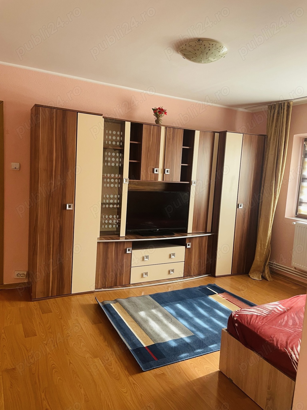 Inchiriez apartament cu 2 camere in zona INEL 2