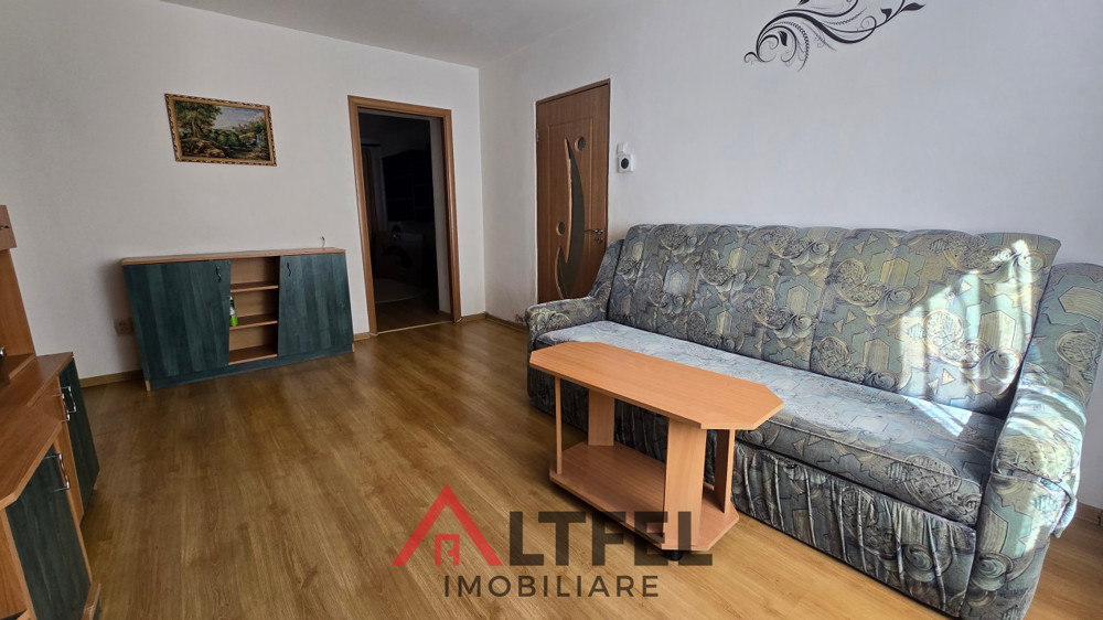 Apartament cu 3 camere de inchiriat pe Aleea Biruintei