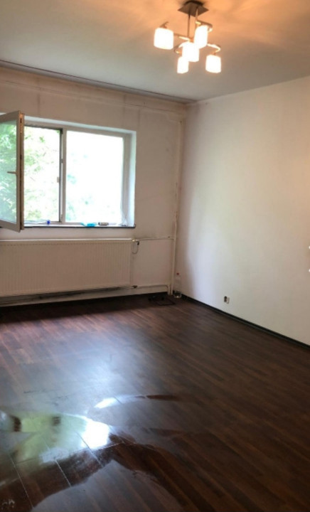 Apartament 3 camere, decomandat, 4/4, Militari, Piata Gorjului, Uverturii.