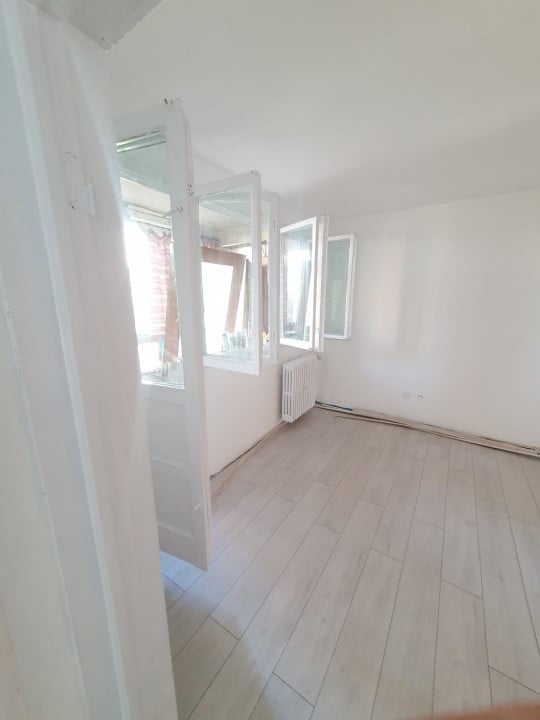 Apartament 3 camere circular 6/10, Drumul Taberei ,Hanul Drumetului.