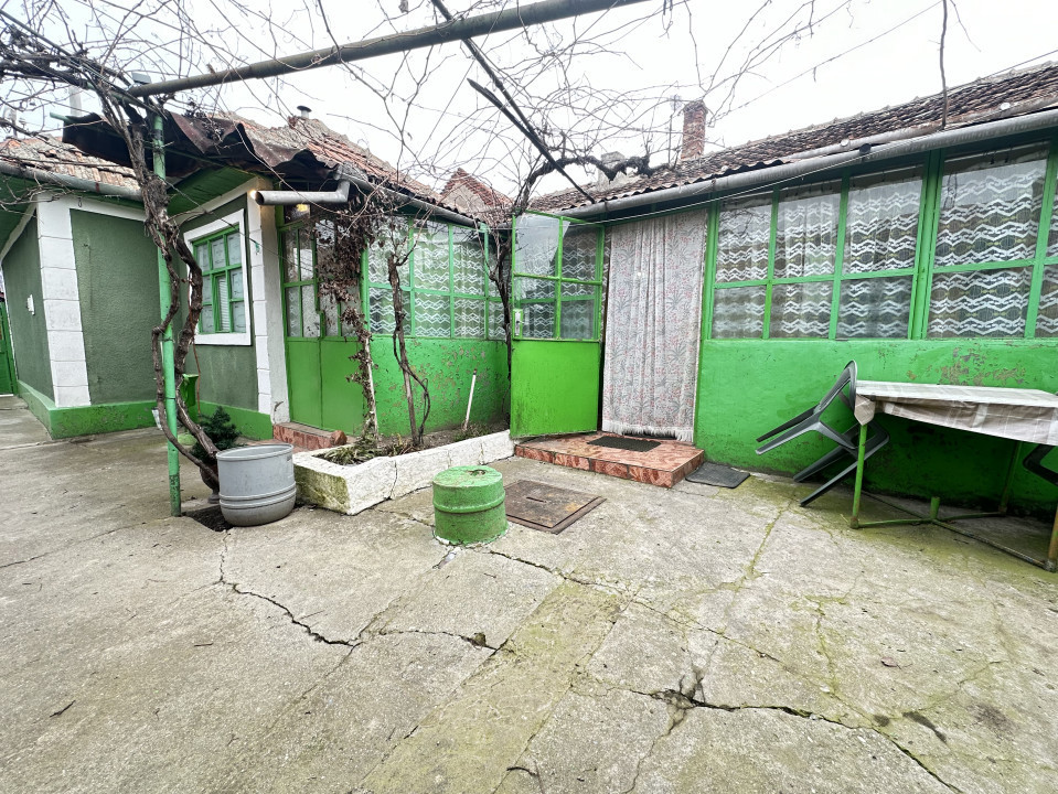 Casa individuala 4 camere, 386 mp teren - Ghiroda