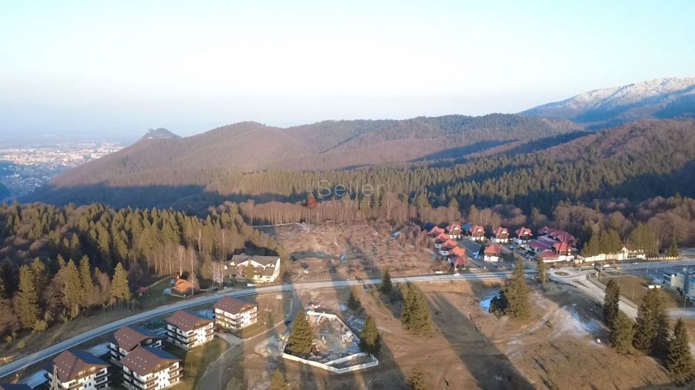 Teren 28.000mp Poiana MIca intre Monterai si Grand Chalet