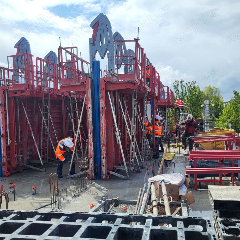 Dulgheri ȘEFI DE ECHIPĂ pentru proiecte în Franța   2025 Dulgheri ȘEFI DE ECHIPĂ pentru proiecte în Franța   2025