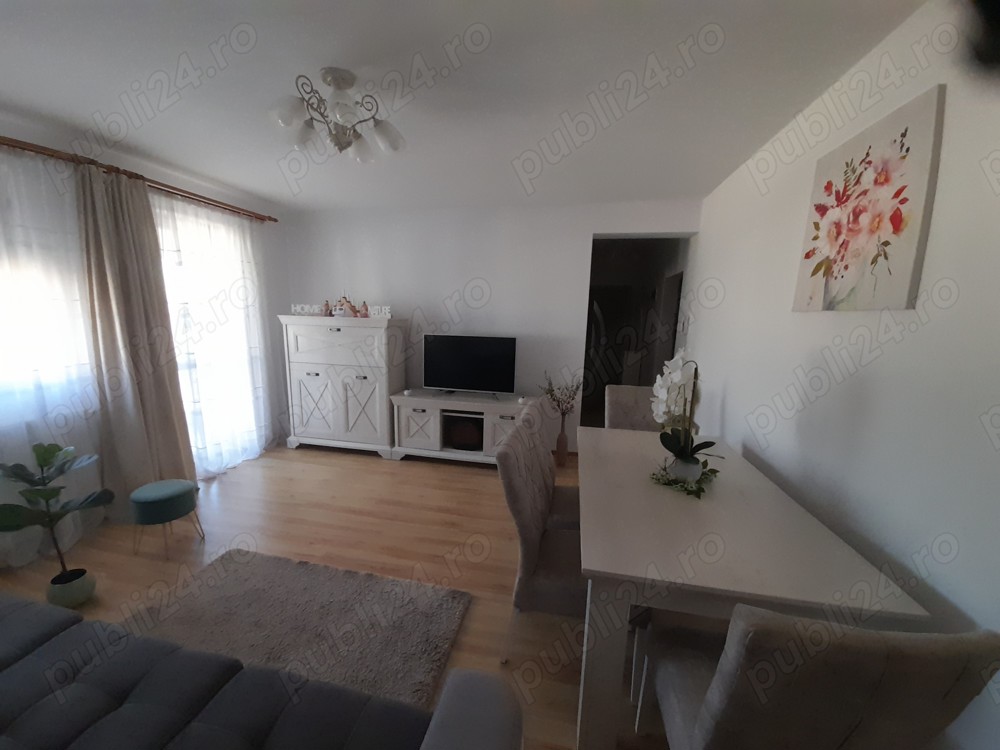 Vand apartament 2 camere bloc nou