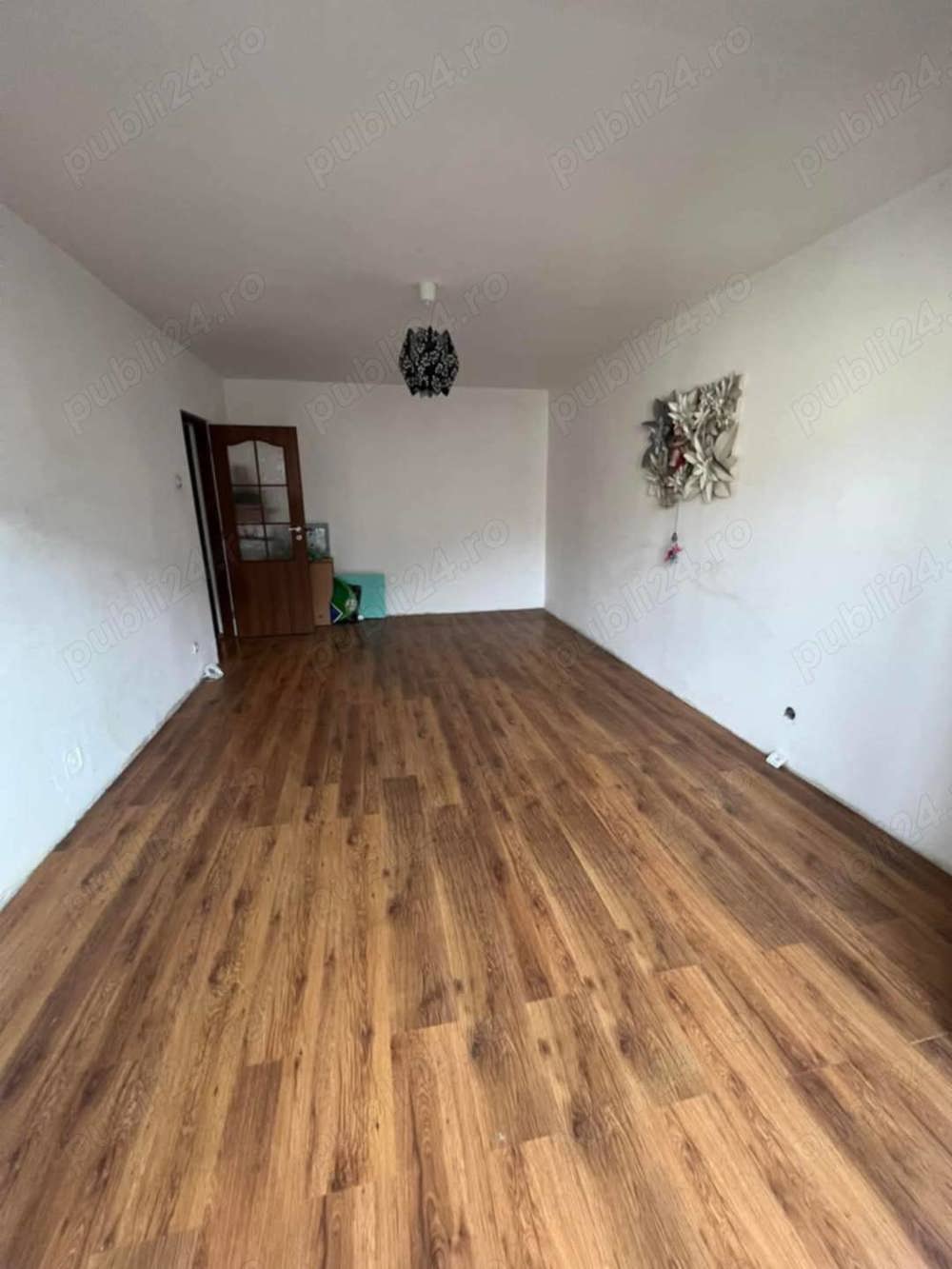 Apartament 3 camere zona RACADAU,