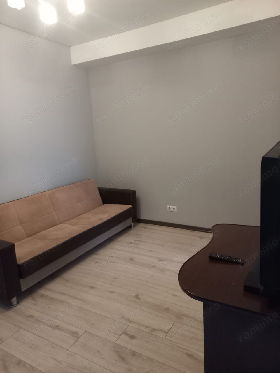 Apartament cu 2 camere in zona Stefan Cel Mare