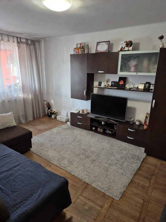 Apartament cu 3 camere, decomandat, Șoseaua Pantelimon / Morarilor