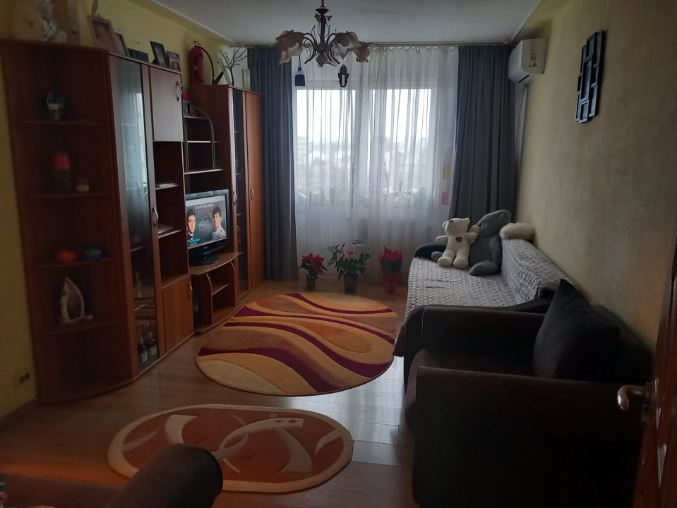 Apartament cu 3 camere, bloc 1984, Pantelimon/Baicului