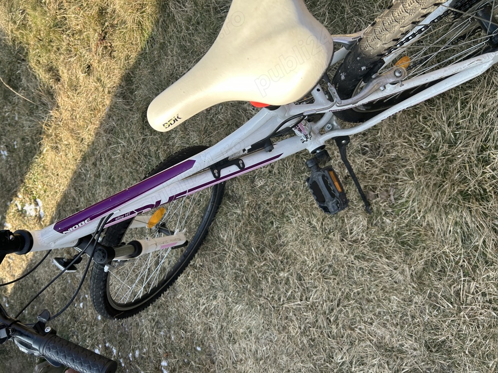 Vând bicicletă damă