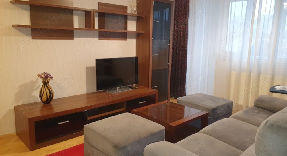 De închiriat apartament 3 camere Bdul cetății Dacia 