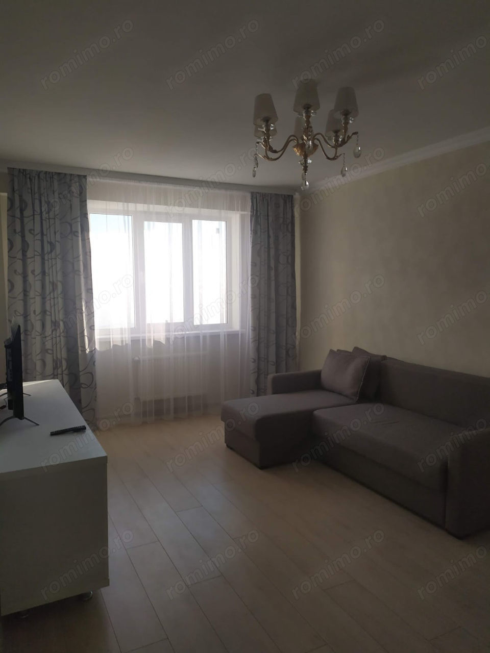 apartament cu o camera  in zona Complexului