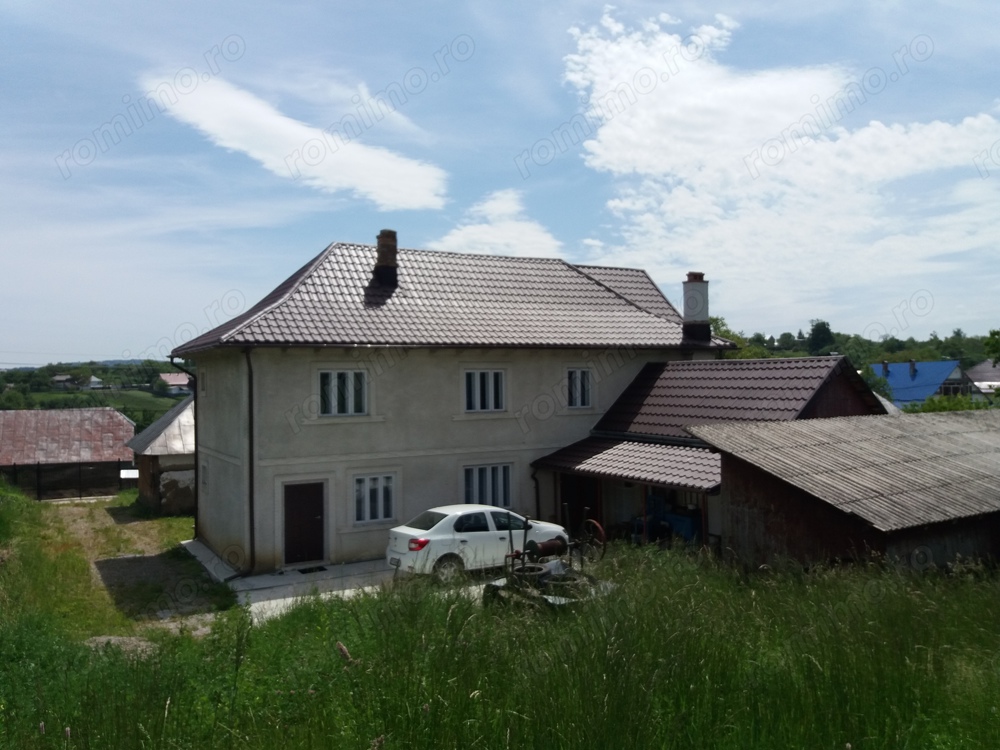 PF-Vanzare-teren aprox. 7000mp cu vila, 2 case batranesti si anexe