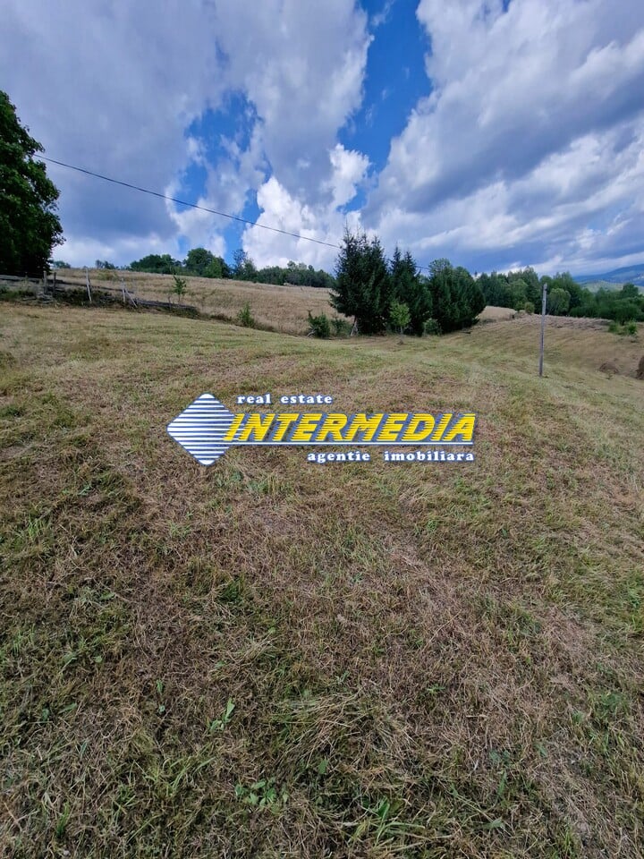 Teren intravilan de vanzare 1600 mp localitatea Scarisoara jud Alba