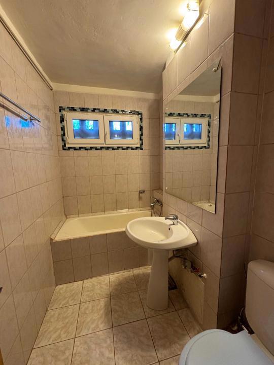 Apartament 3 camere, Bld. Brancoveanu, zona Covasna 