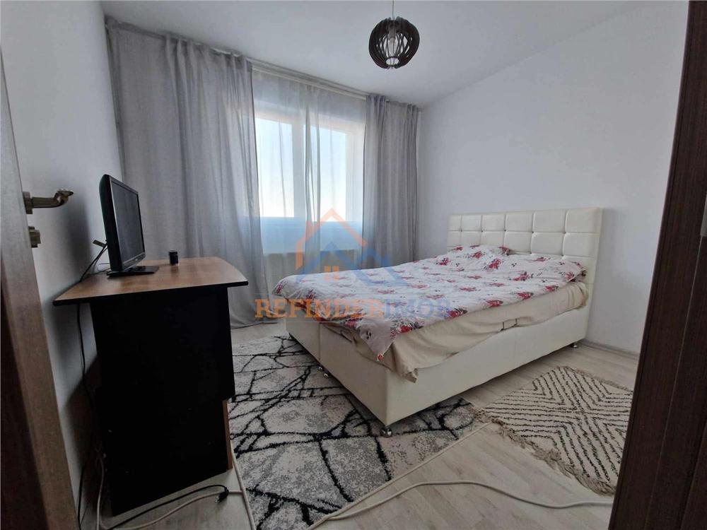 Vanzare apartament 2 camere Drumul Taberei -Plaza Romania