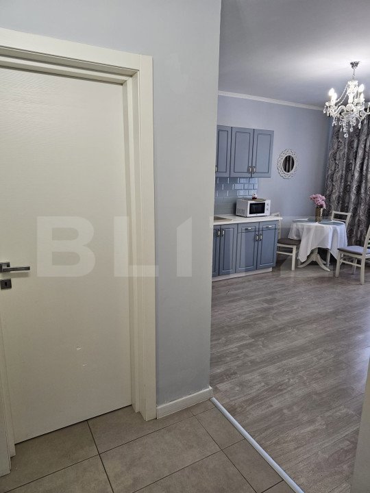 Apartament de vanzare, cu 2 camere, 35 mp, zona Prima Universității