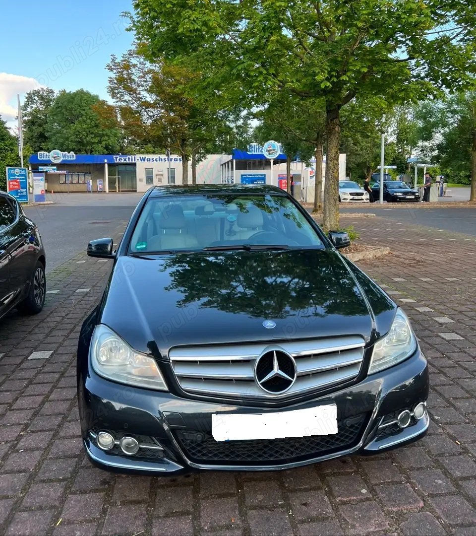 Vand Mercedes C180 stare exceptionala