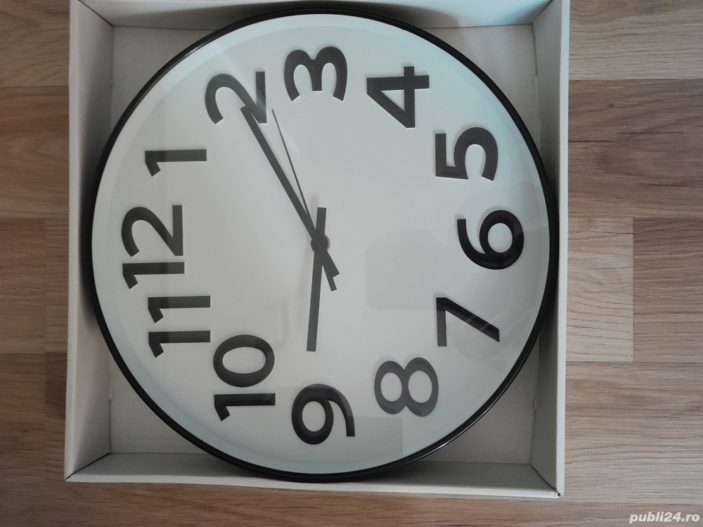 Ceas de perete alb negru diametru 30cm