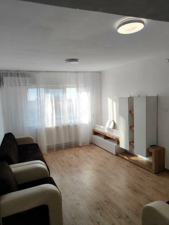 Apartament cu 3 camere, semidecomandat, situat in zona Sagului.