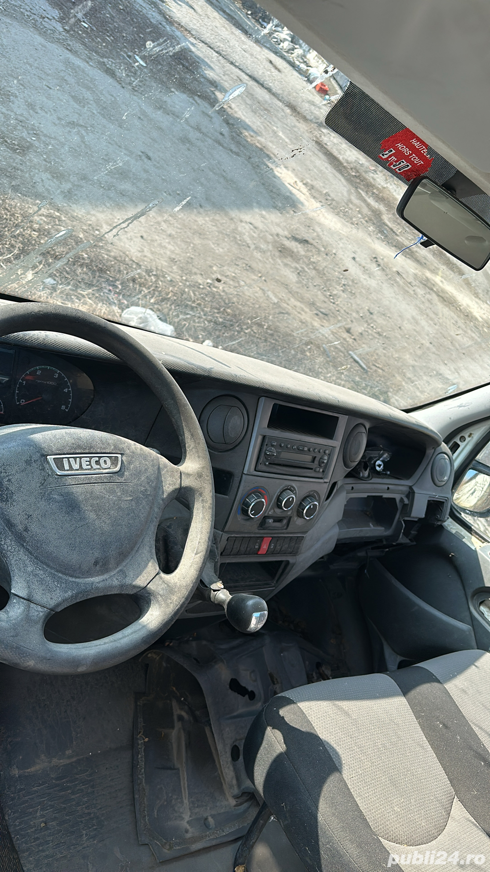  angajez Mecanic Auto