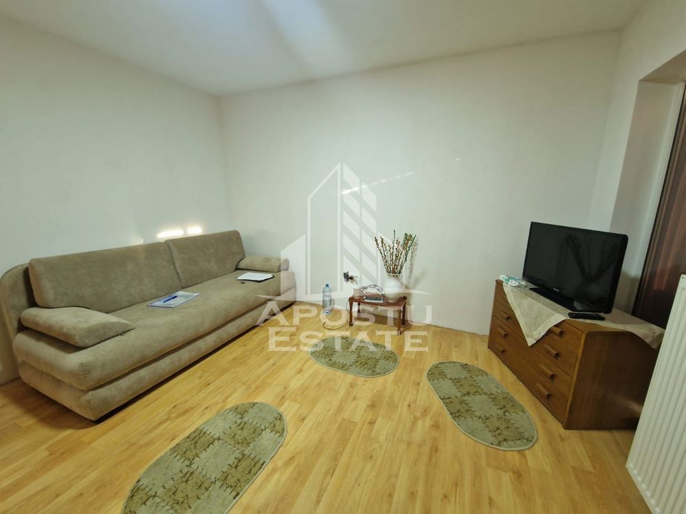 Apartament cu o camera , centrala proprie , AC , Dambovita