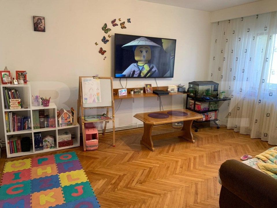 Apartament de vanzare, 4 camere, 78 mp, zona Gojdu 