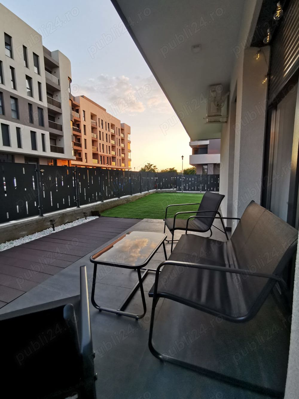 Vand apartament cu gradina strada Ceyrat Cartier West