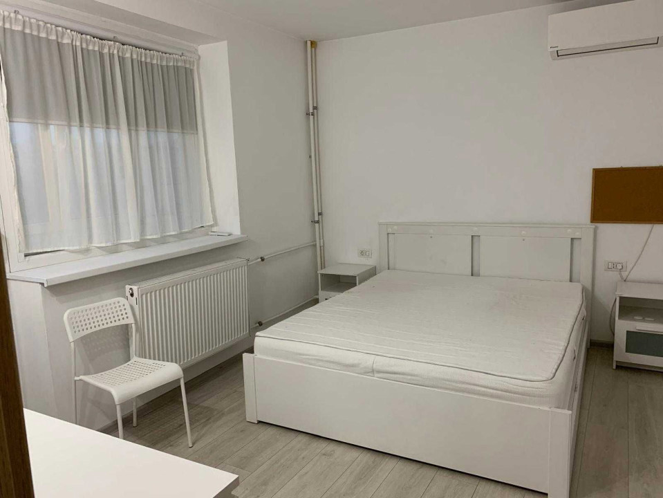 Apartament  3 Camere Bloc Reabilitat Calea Grivitei